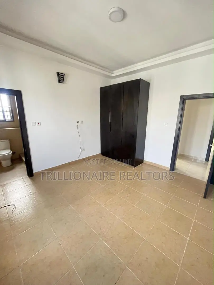 3bdrm Apartment in Oral Estate, Chevron for rent