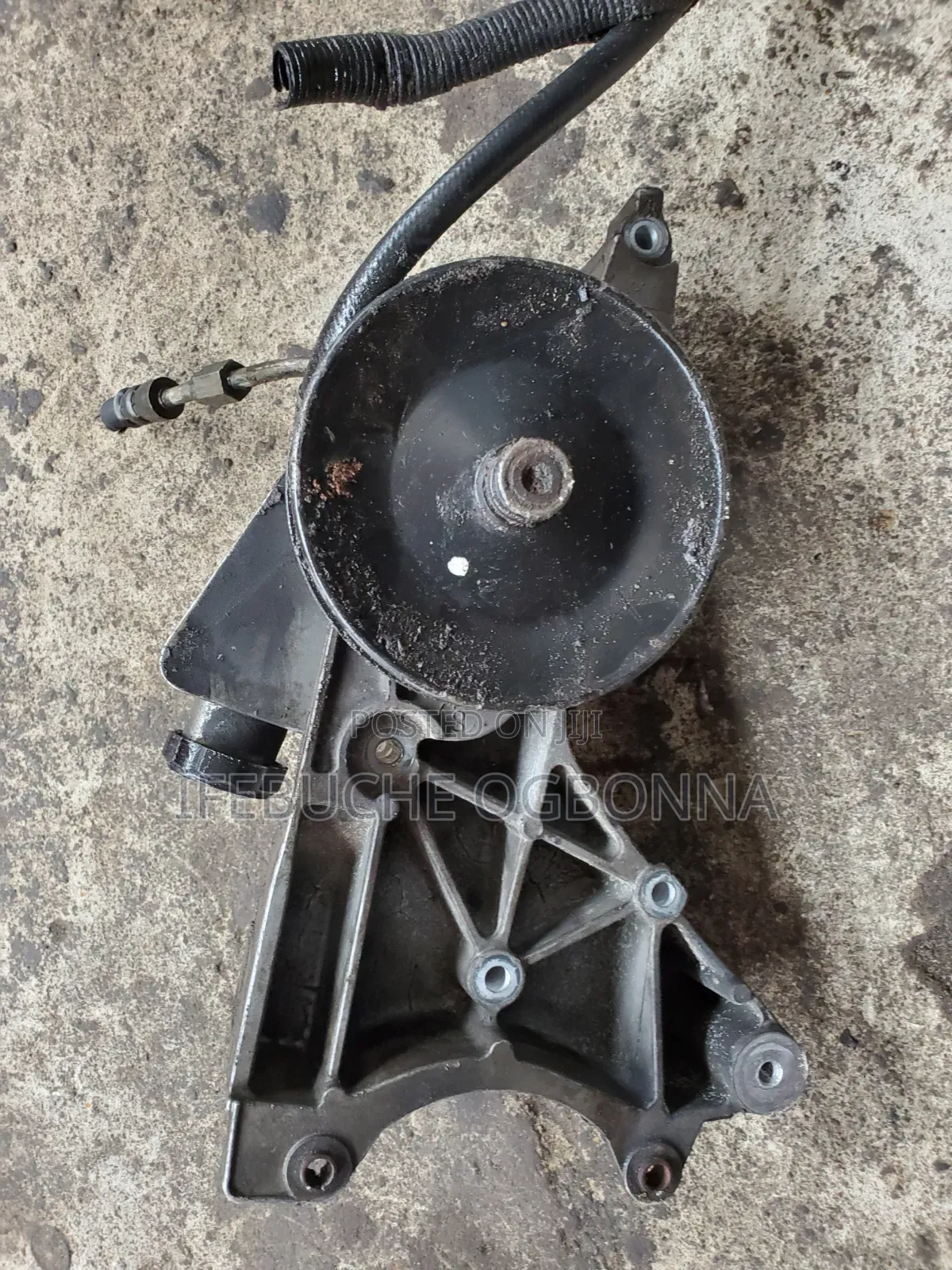 Power Steering Pump Chevrolet Avalanche 2010