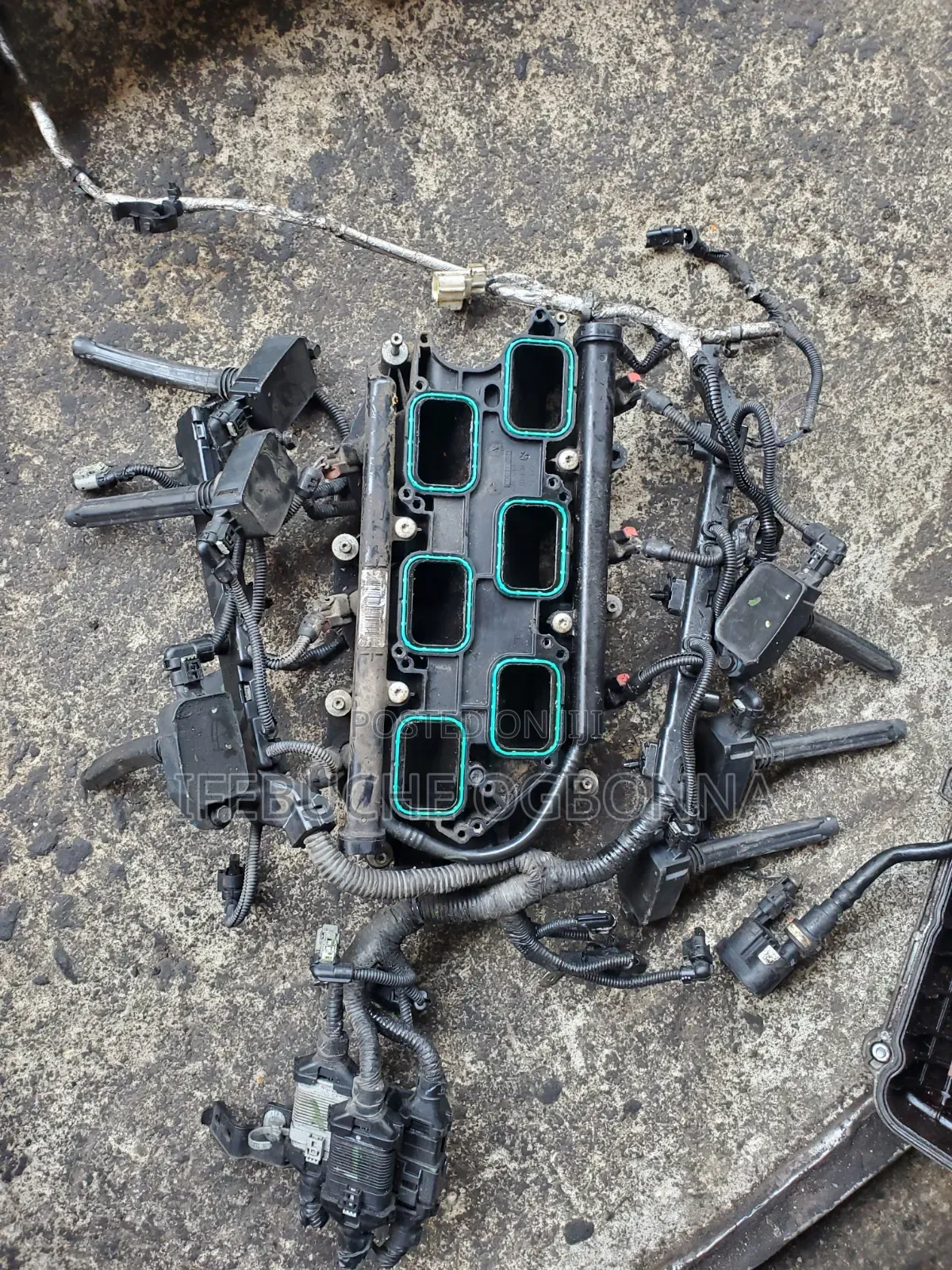 Nozzle Sitting Jeep Wrangler)jeep Cherokee)and Engine Coil 2020 3.6L
