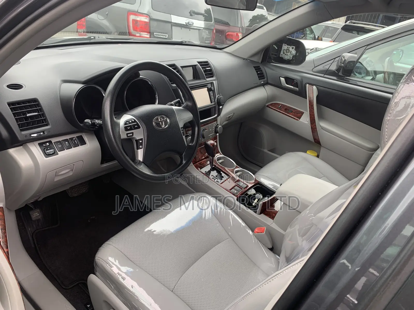 Toyota Highlander 2013 Gray