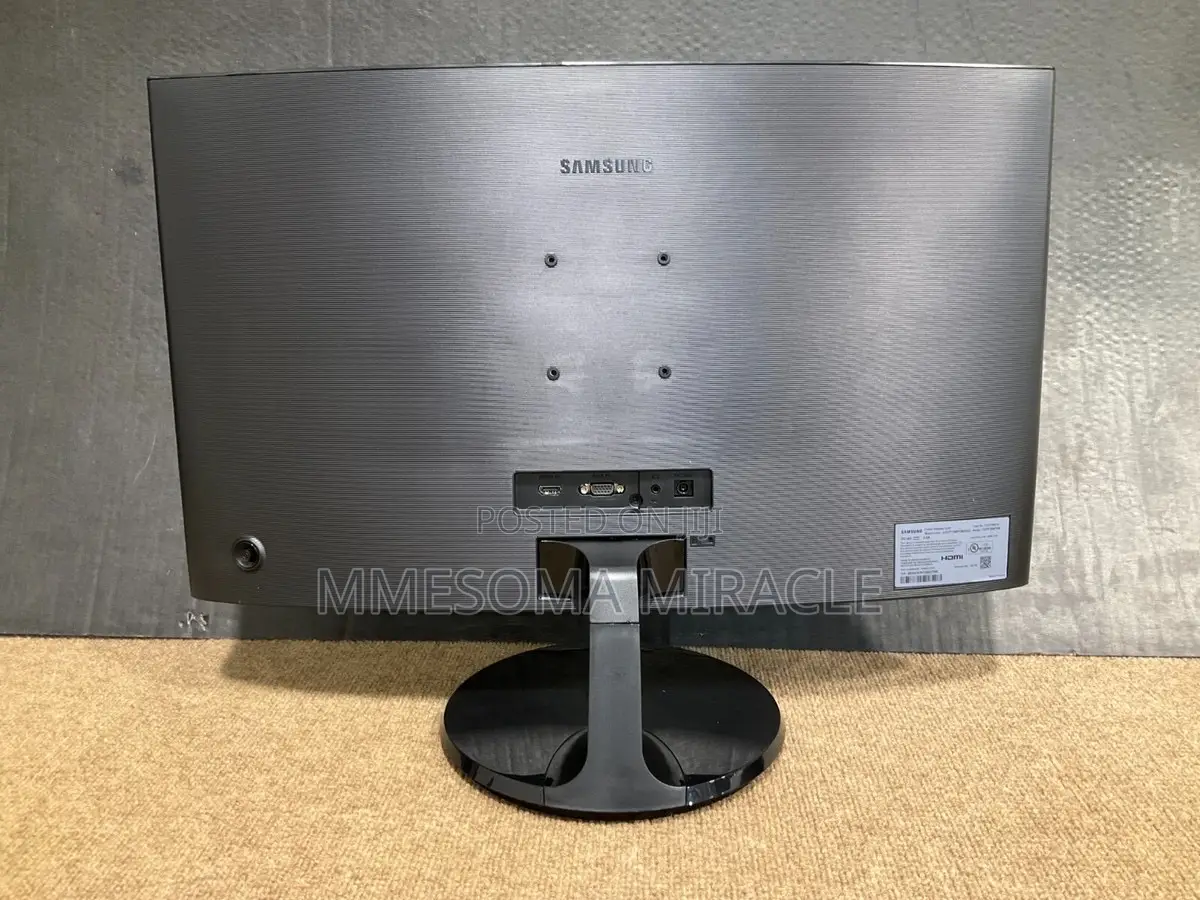 Samsung CF390 Series 27 Inches FHD 1920x1080 Frameless Curved Monitor