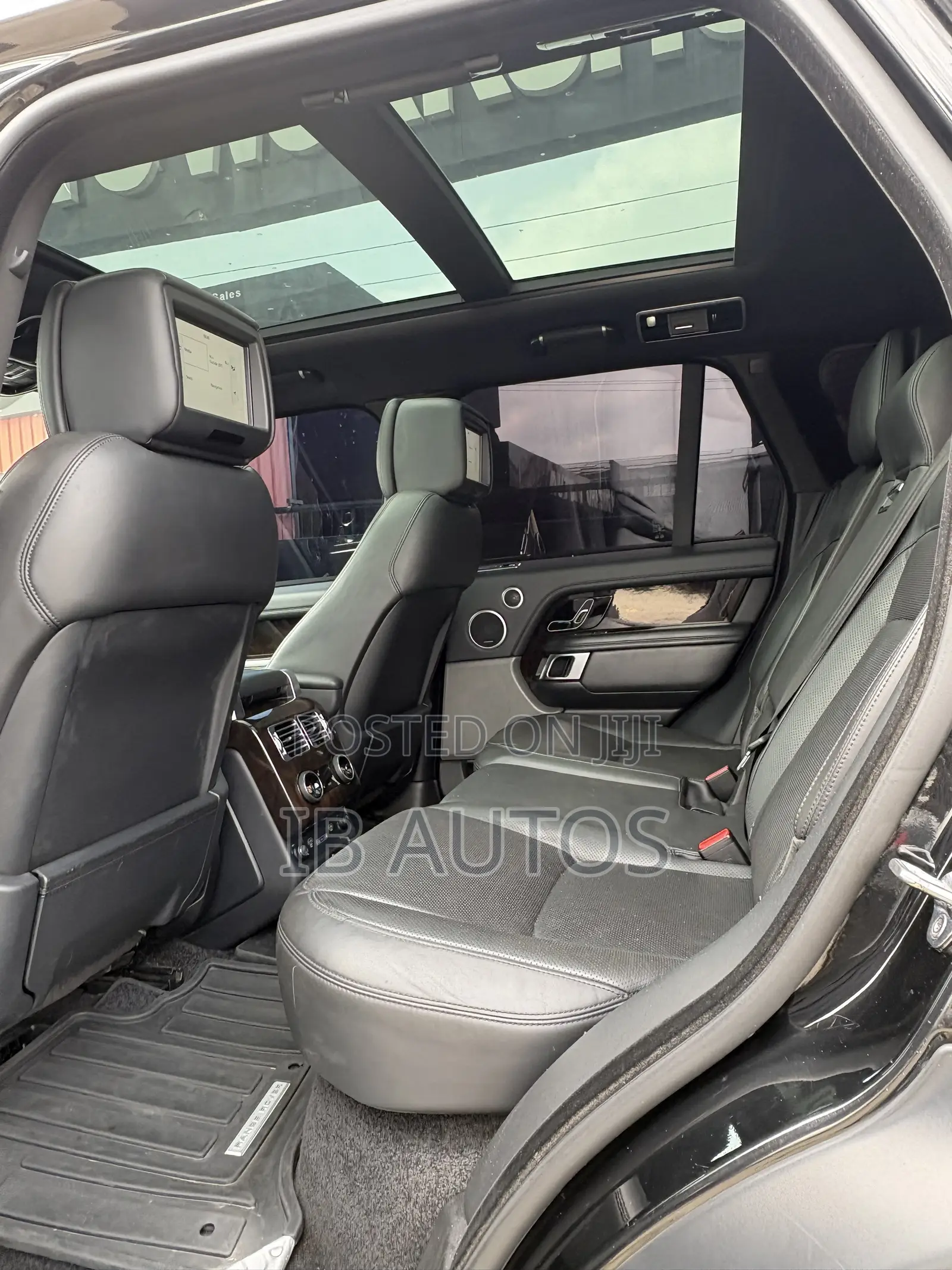 Land Rover Range Rover 3.0L Supercharged 2018 Black