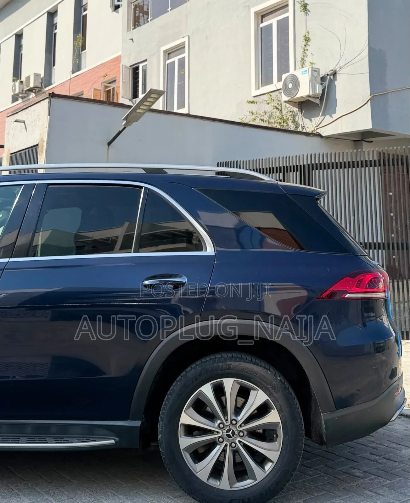 Mercedes-Benz GLE-Class 2020 Blue
