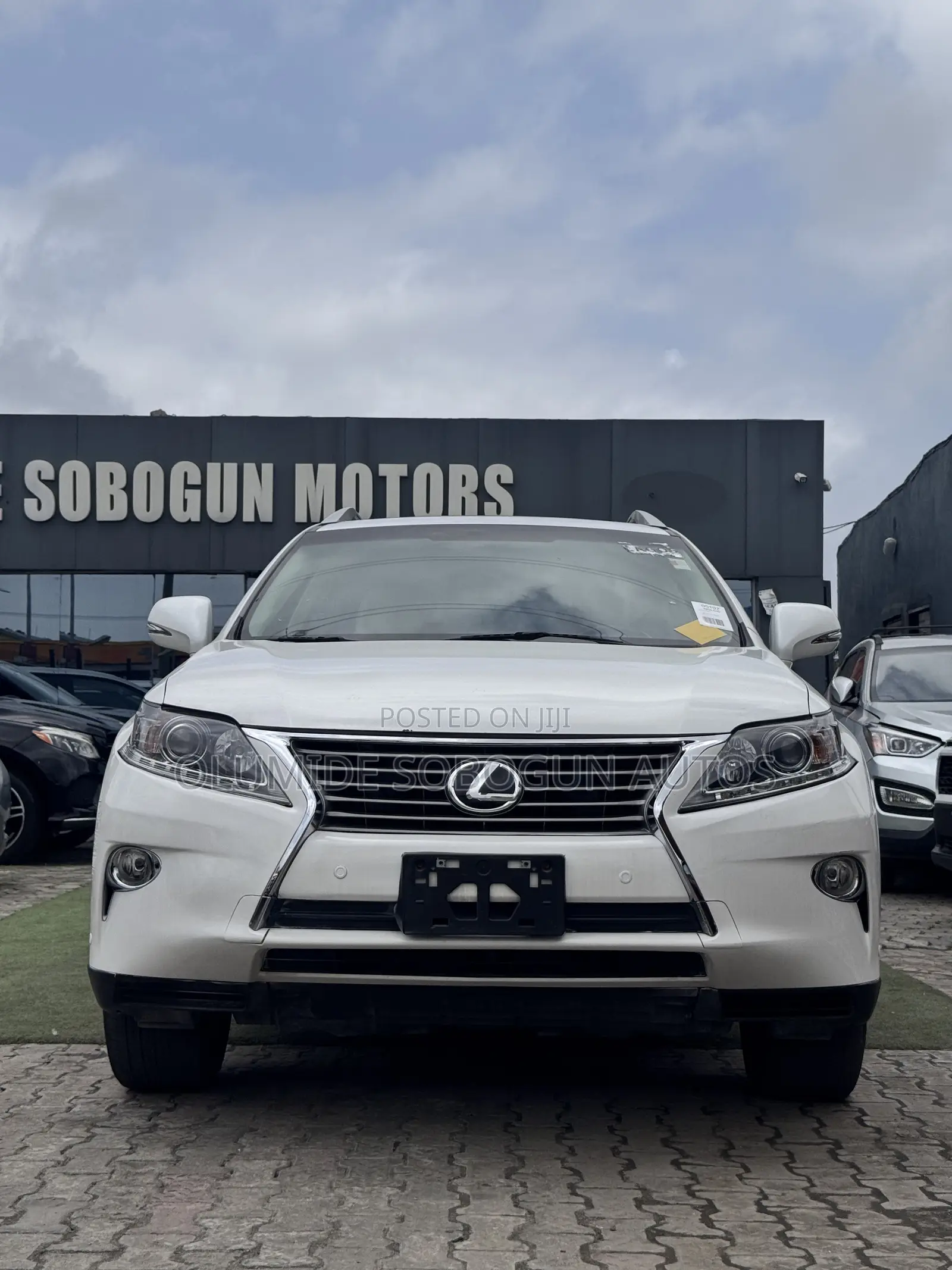 Lexus RX 350 FWD 2013 White