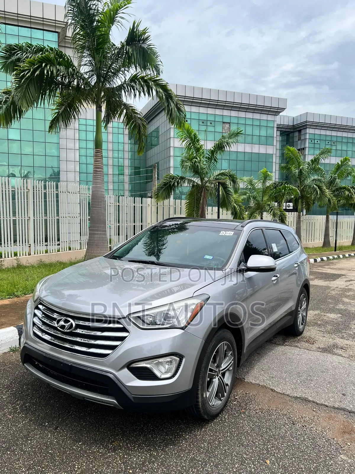Hyundai Santa Fe 2013 Gray