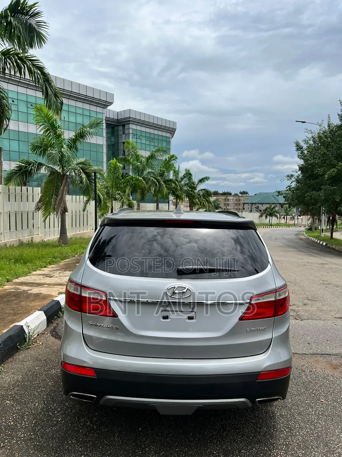 Hyundai Santa Fe 2013 Gray
