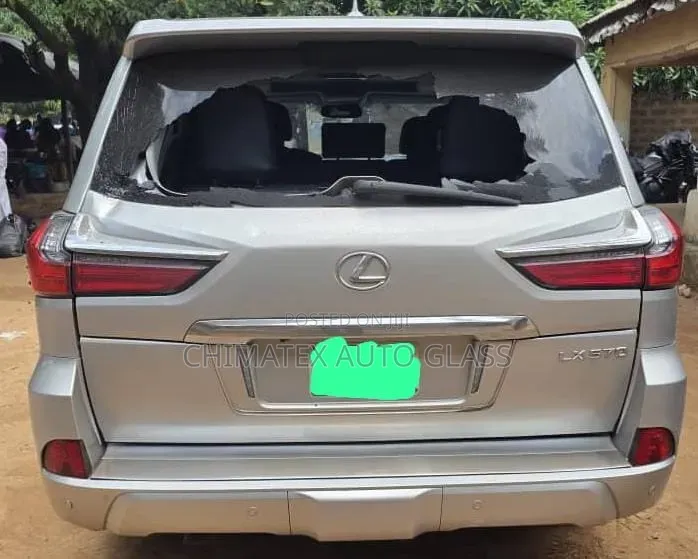 LX570 2018 BACK GLASS AVAILABLE at Chimatex Auto Glass Services