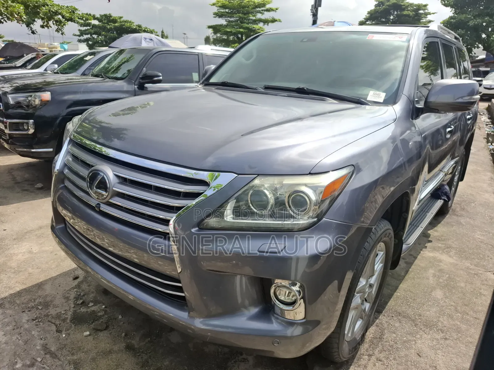 Lexus LX 2016 Gray