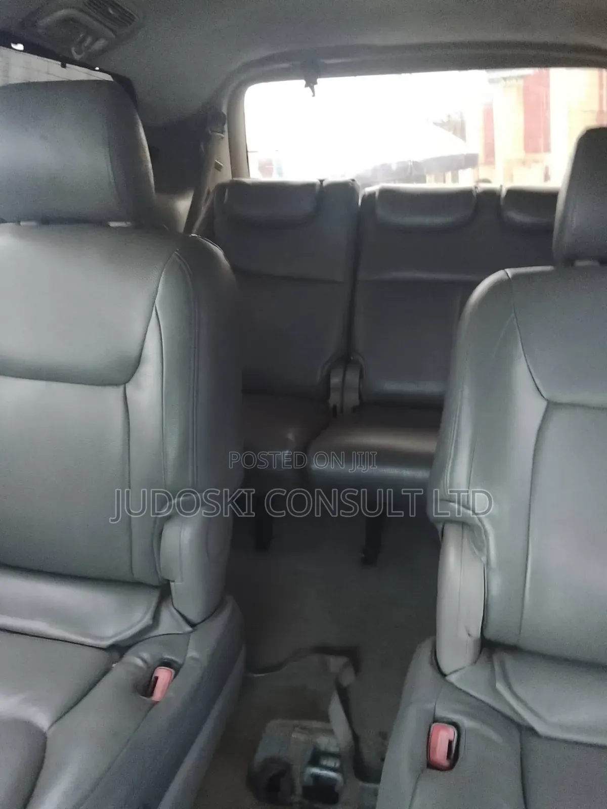 Toyota Sienna 2006 Red