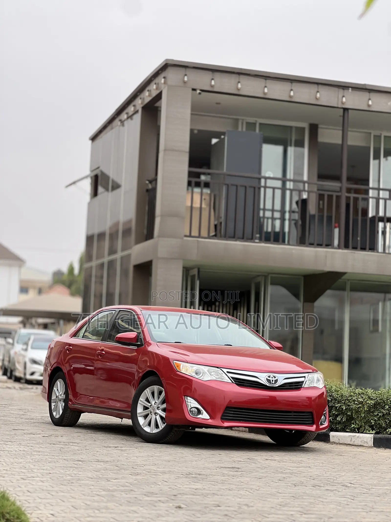 Toyota Camry LE 4dr Sedan (2.5L 4cyl 6A) 2014 Red