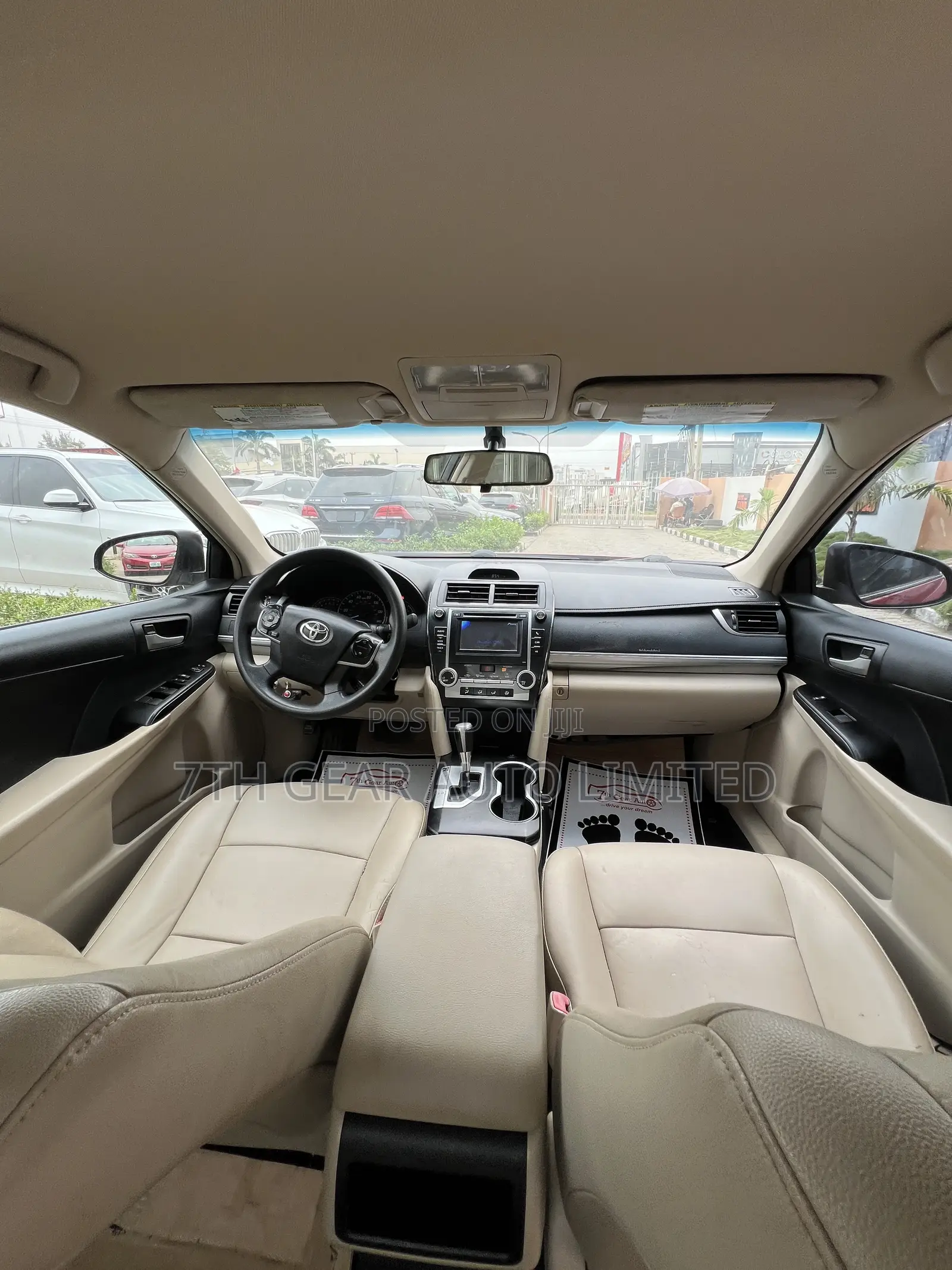 Toyota Camry LE 4dr Sedan (2.5L 4cyl 6A) 2014 Red