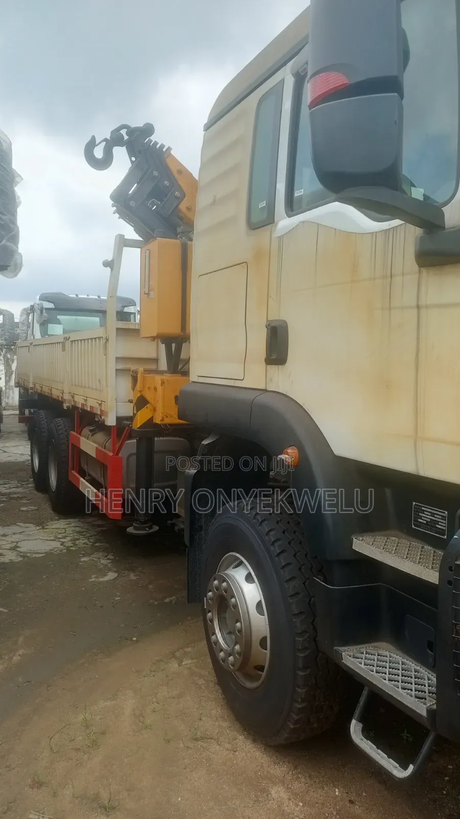 Howo 8 Tons Hiab Selfloader