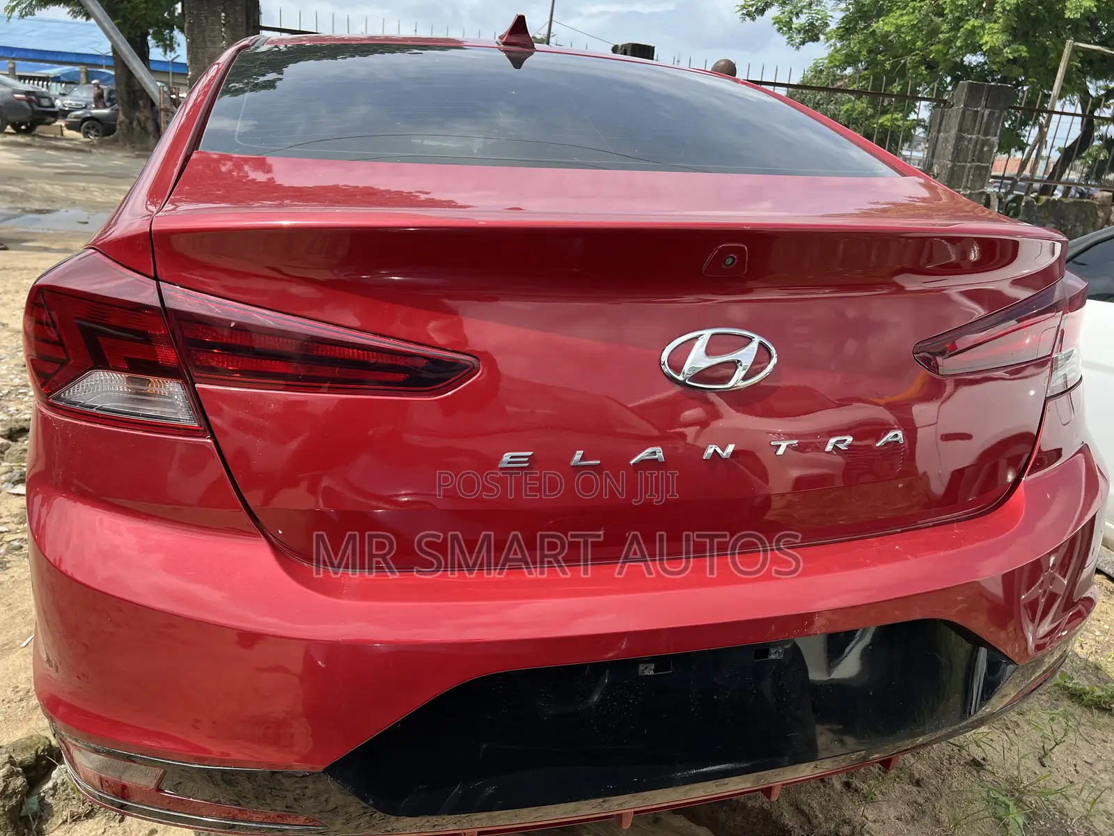 Hyundai Elantra Limited 2020 Red