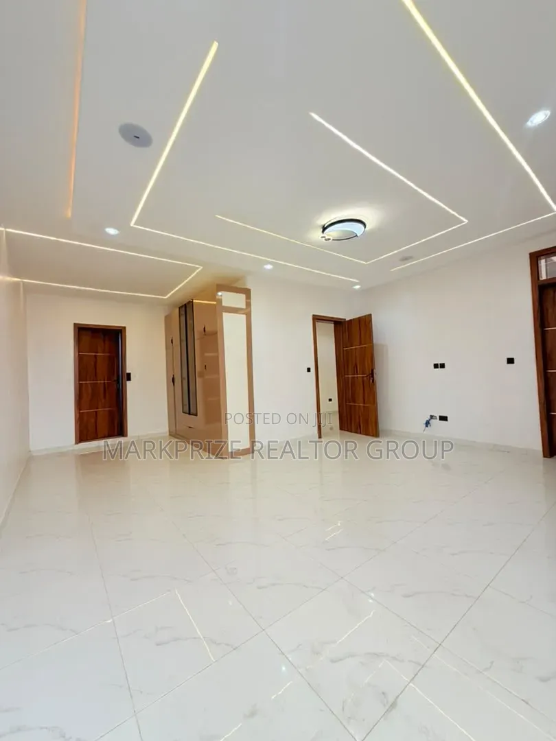 Furnished 5bdrm Duplex in Amuwo Odofin Lagos, Apple Junction for sale