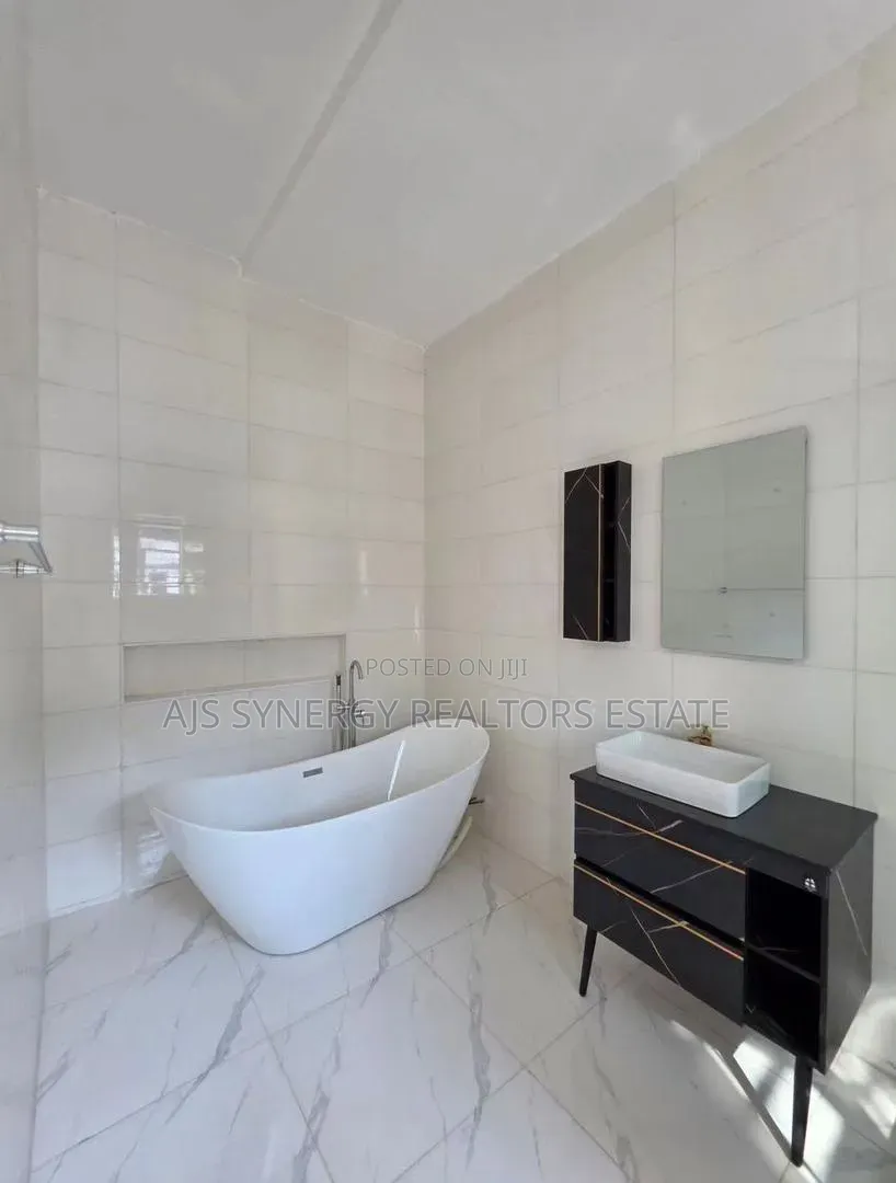 4bdrm Duplex in VGC / Ajah for sale