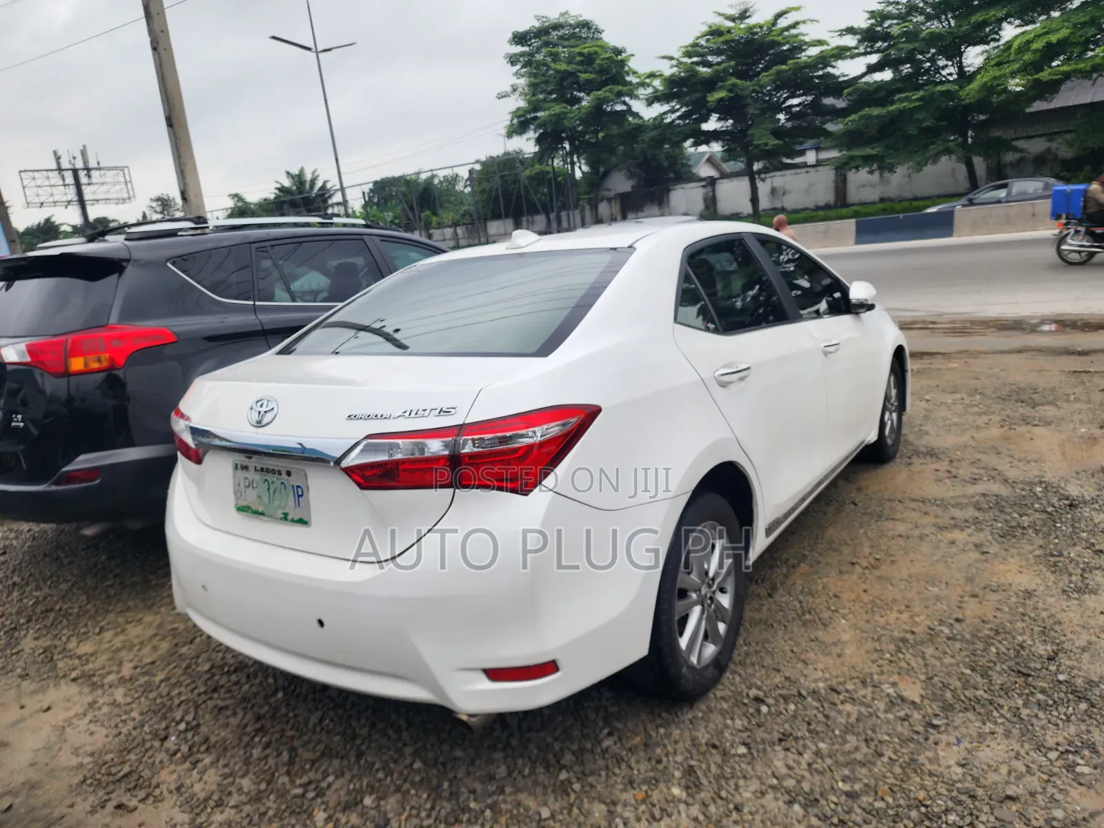 Toyota Corolla 2016 White