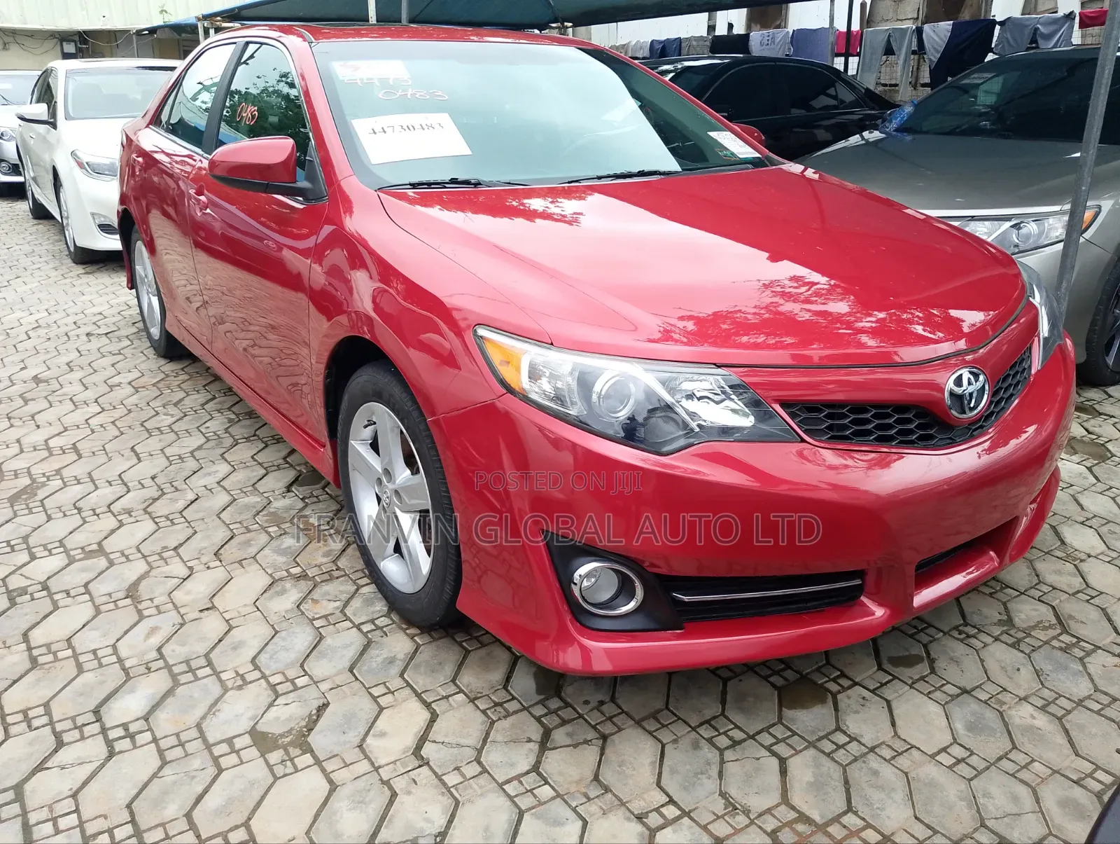 Toyota Camry SE 4dr Sedan (2.5L 4cyl 6A) 2012 Red