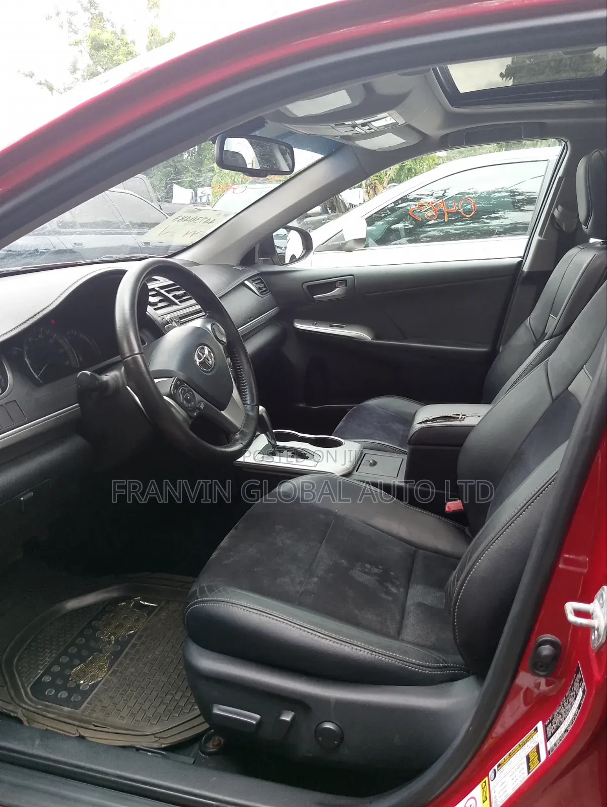 Toyota Camry SE 4dr Sedan (2.5L 4cyl 6A) 2012 Red
