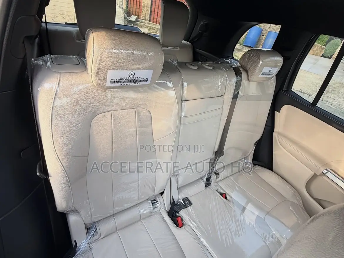 Mercedes-Benz GLB-Class GLB 250 4MATIC 2021 Gray