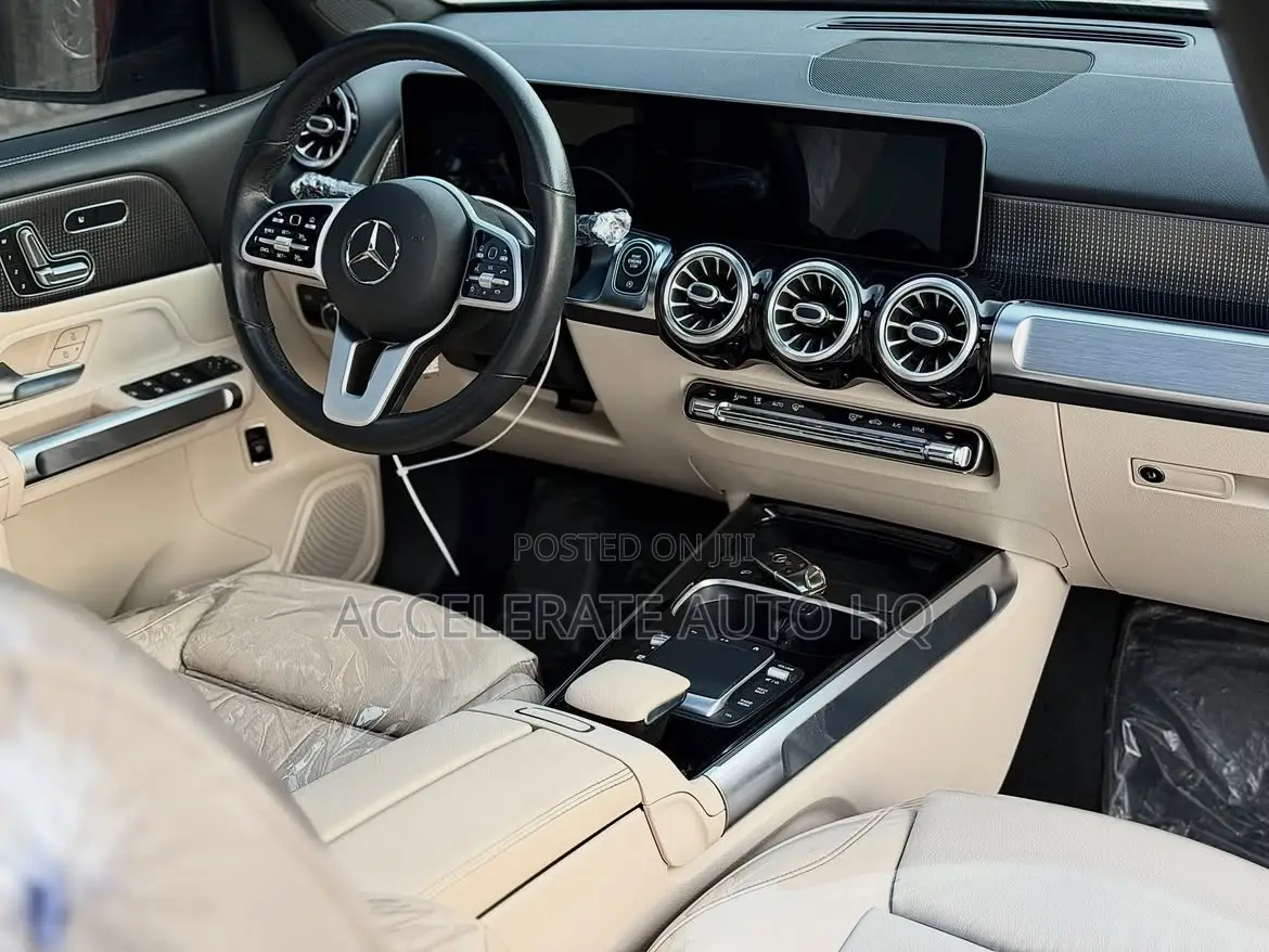 Mercedes-Benz GLB-Class GLB 250 4MATIC 2021 Gray