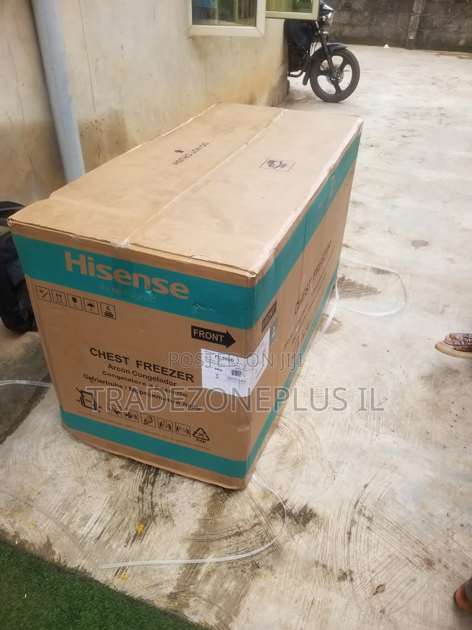 Hisense Deep Freeze With Lock and Key 420L