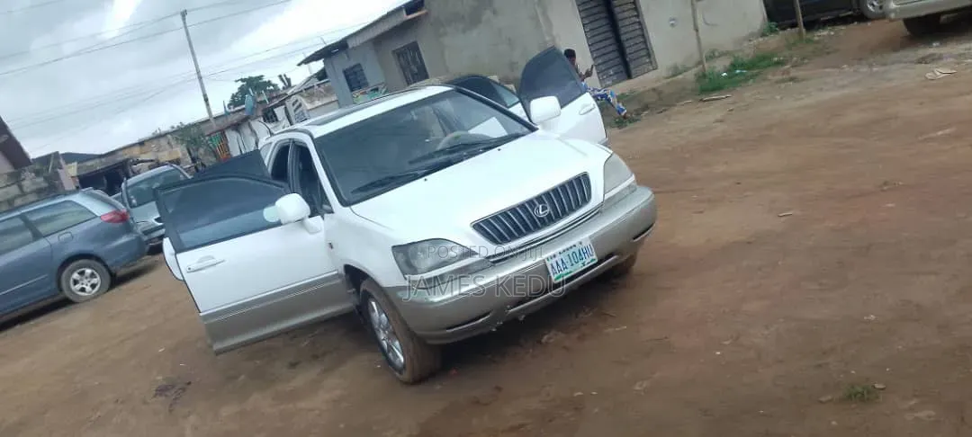 Lexus RX 2002 White