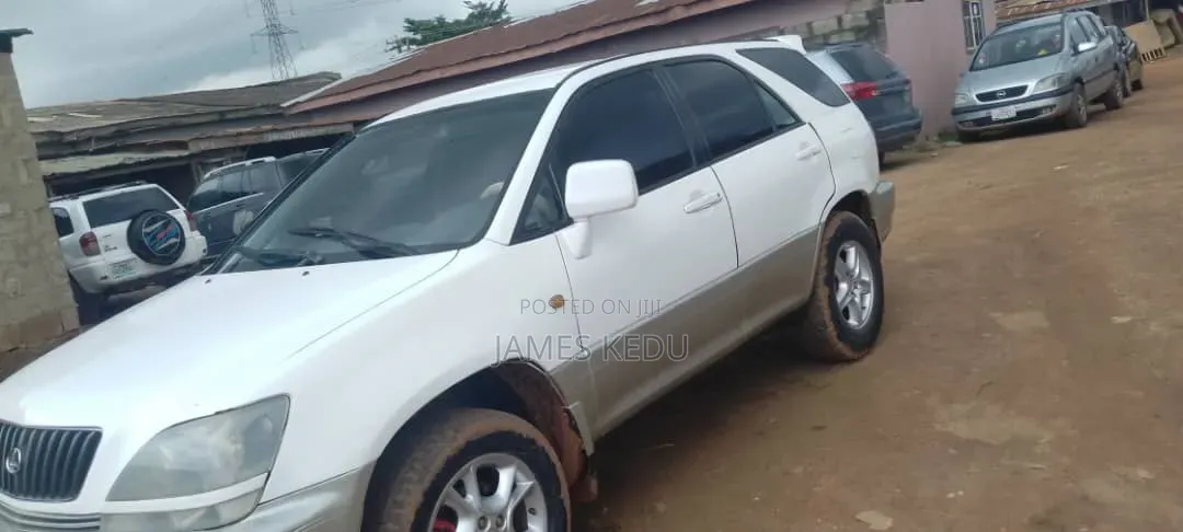 Lexus RX 2002 White