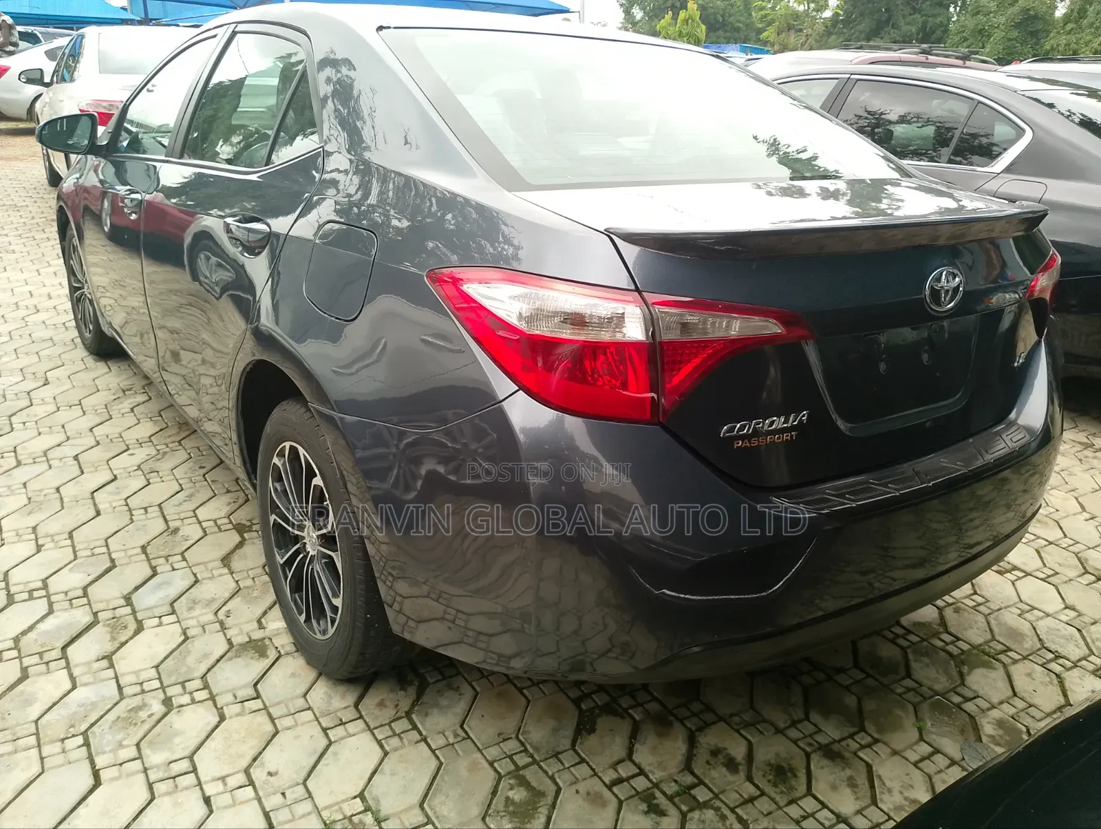 Toyota Corolla LE 4dr Sedan (1.8L 4cyl CVT) 2016 Gray
