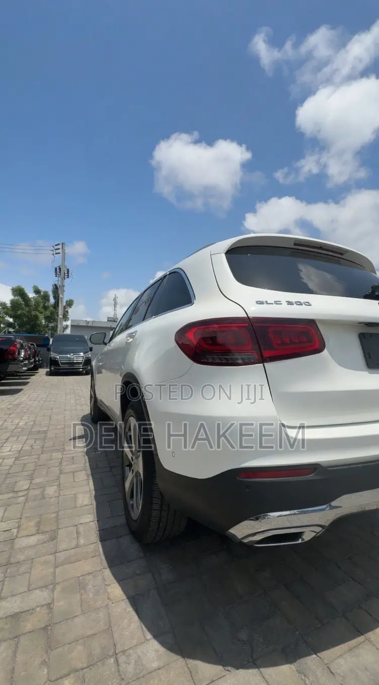 Mercedes-Benz GLC-Class 2022 White