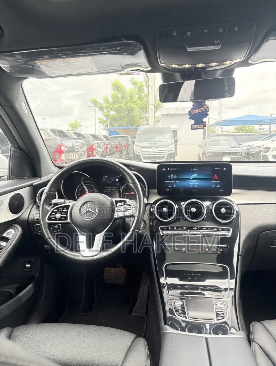 Mercedes-Benz GLC-Class 2022 White