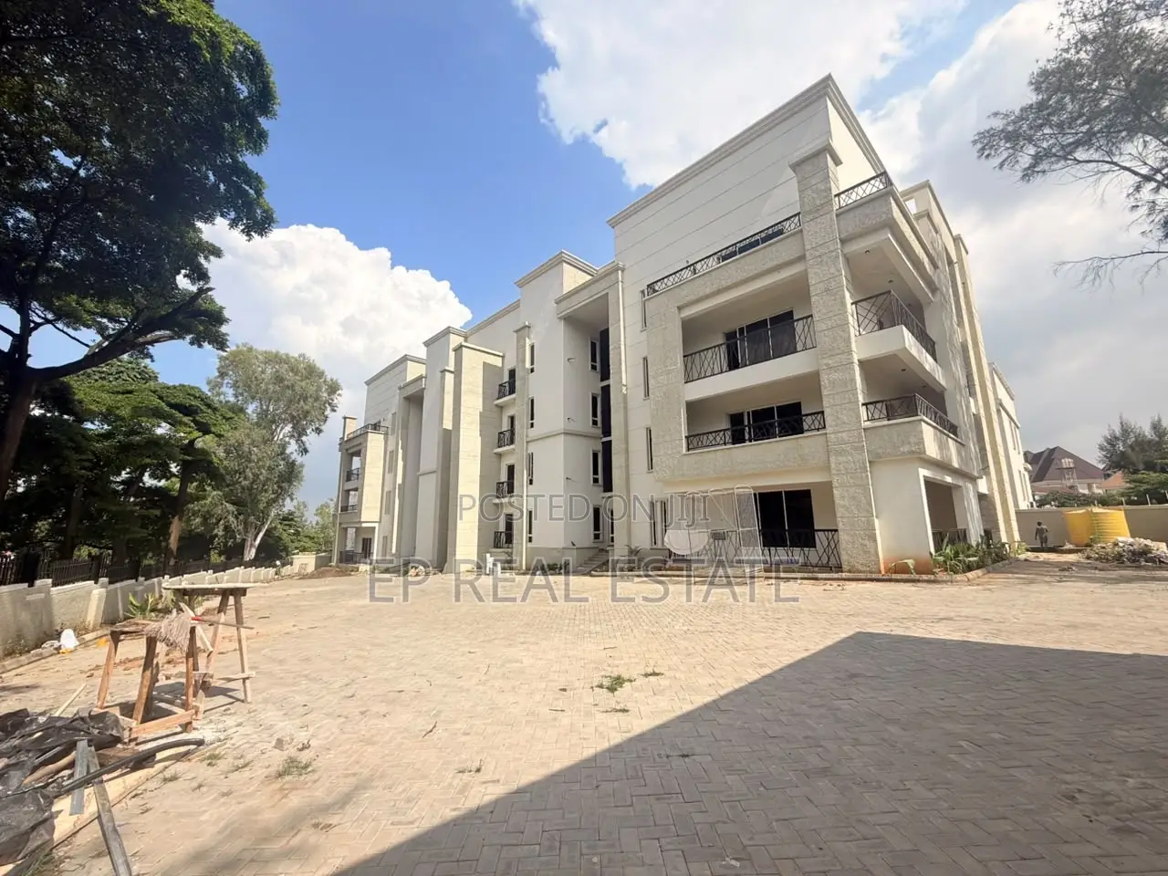 3bdrm Apartment in Maitama for rent