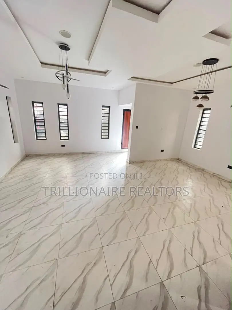 4bdrm Duplex in Orchid, Chevron for rent
