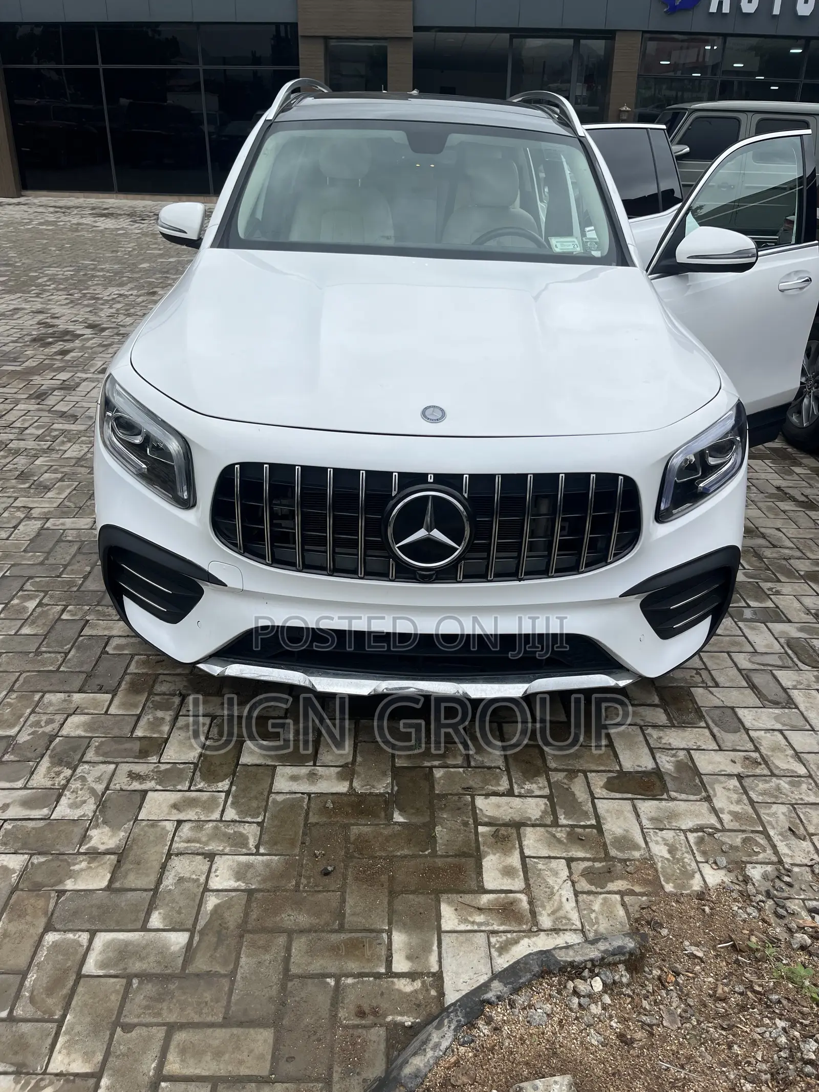 Mercedes-Benz GLB-Class GLB 250 4MATIC 2021 White