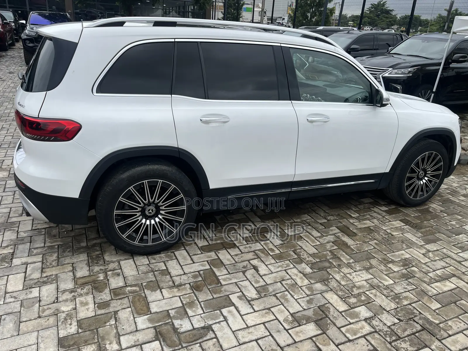 Mercedes-Benz GLB-Class GLB 250 4MATIC 2021 White