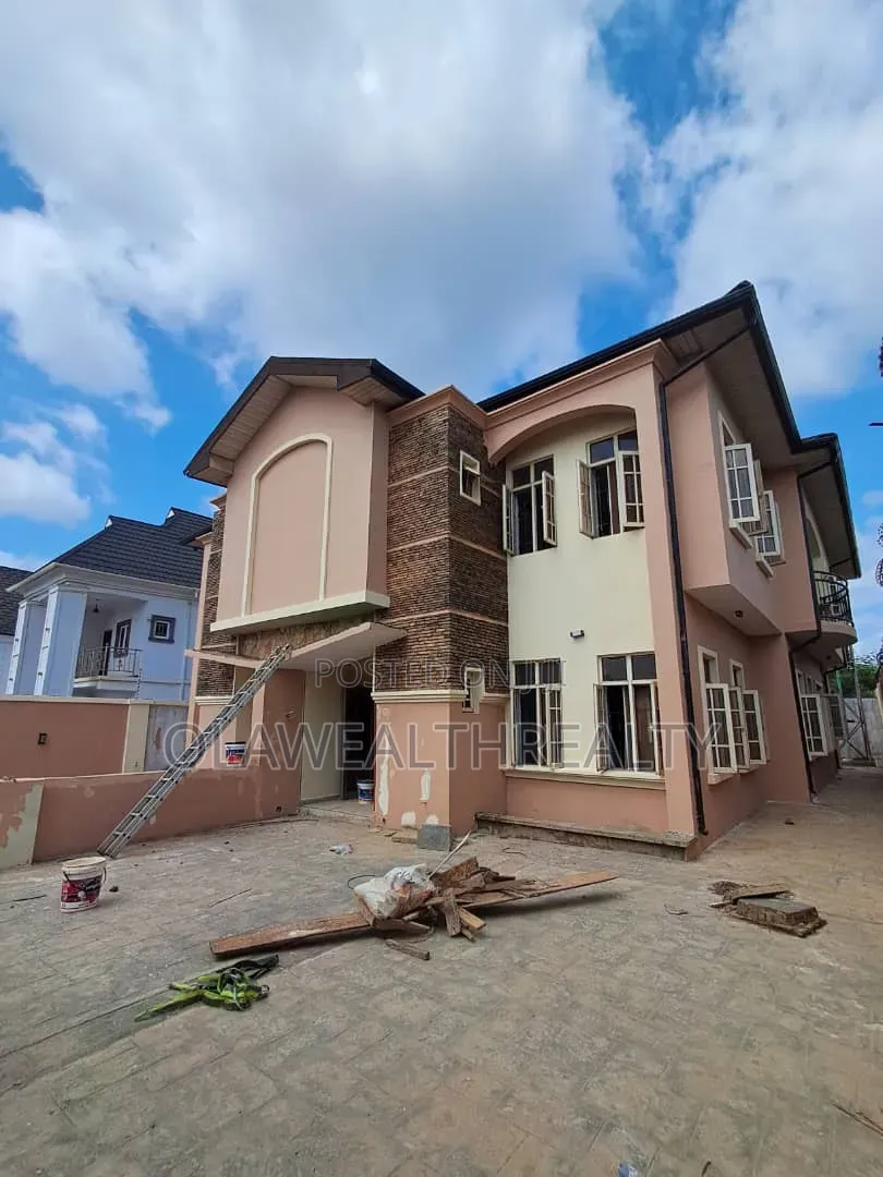4bdrm Duplex in Akobo for rent
