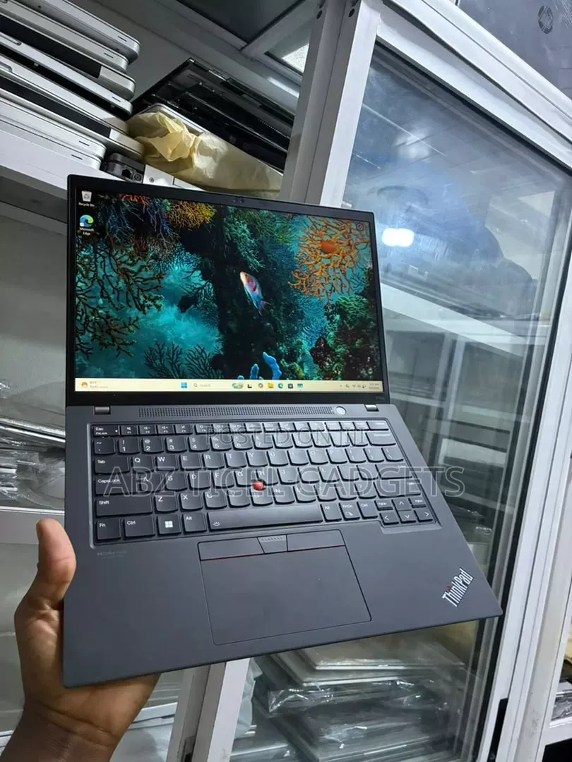 Laptop Lenovo ThinkPad P14s 32GB AMD Ryzen 7 SSD 512GB