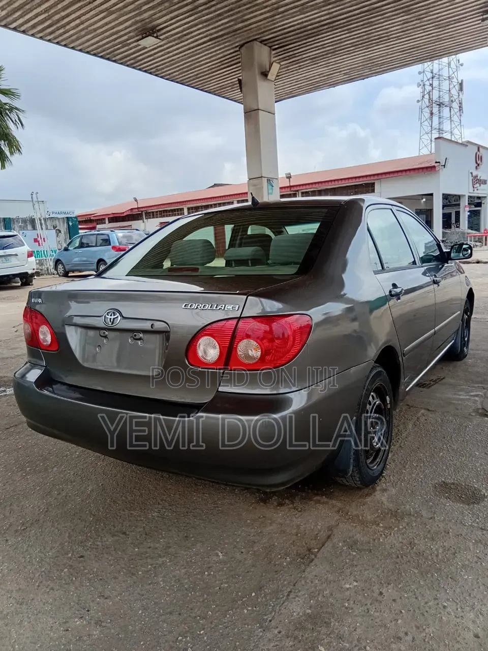 Toyota Corolla LE 2005 Gray