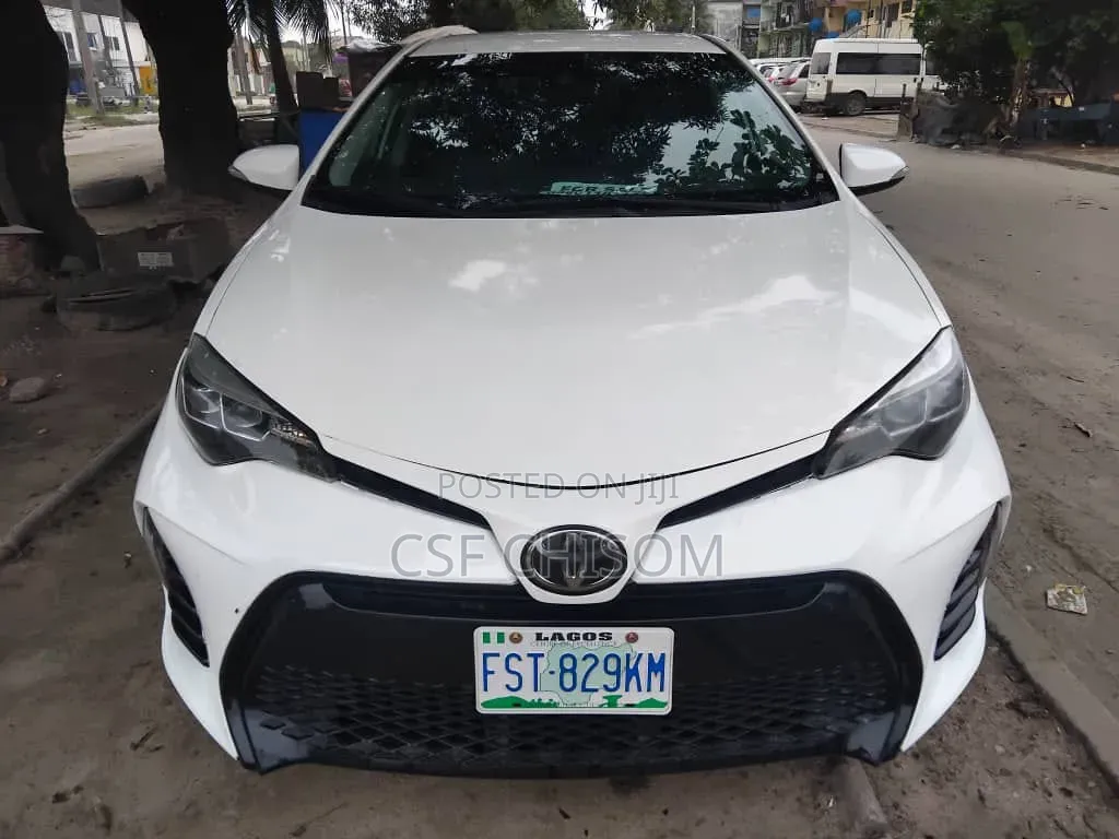Toyota Corolla 2017 White