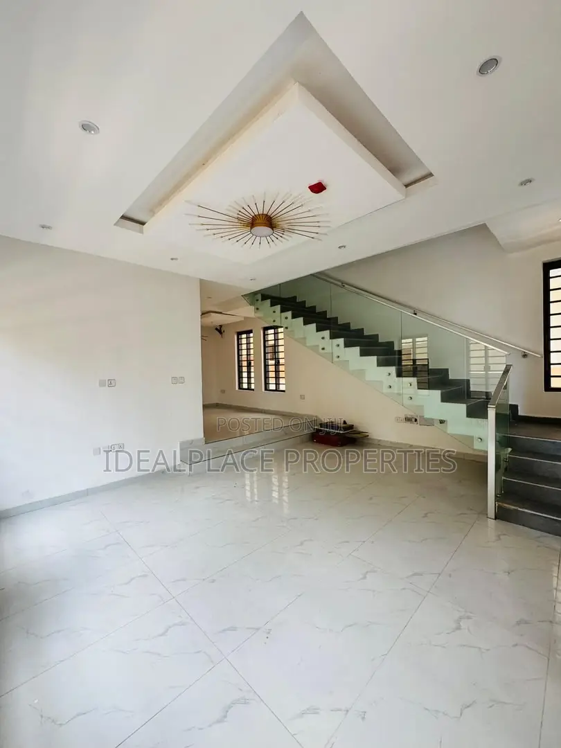 5bdrm Duplex in Omole Phase 1 for sale