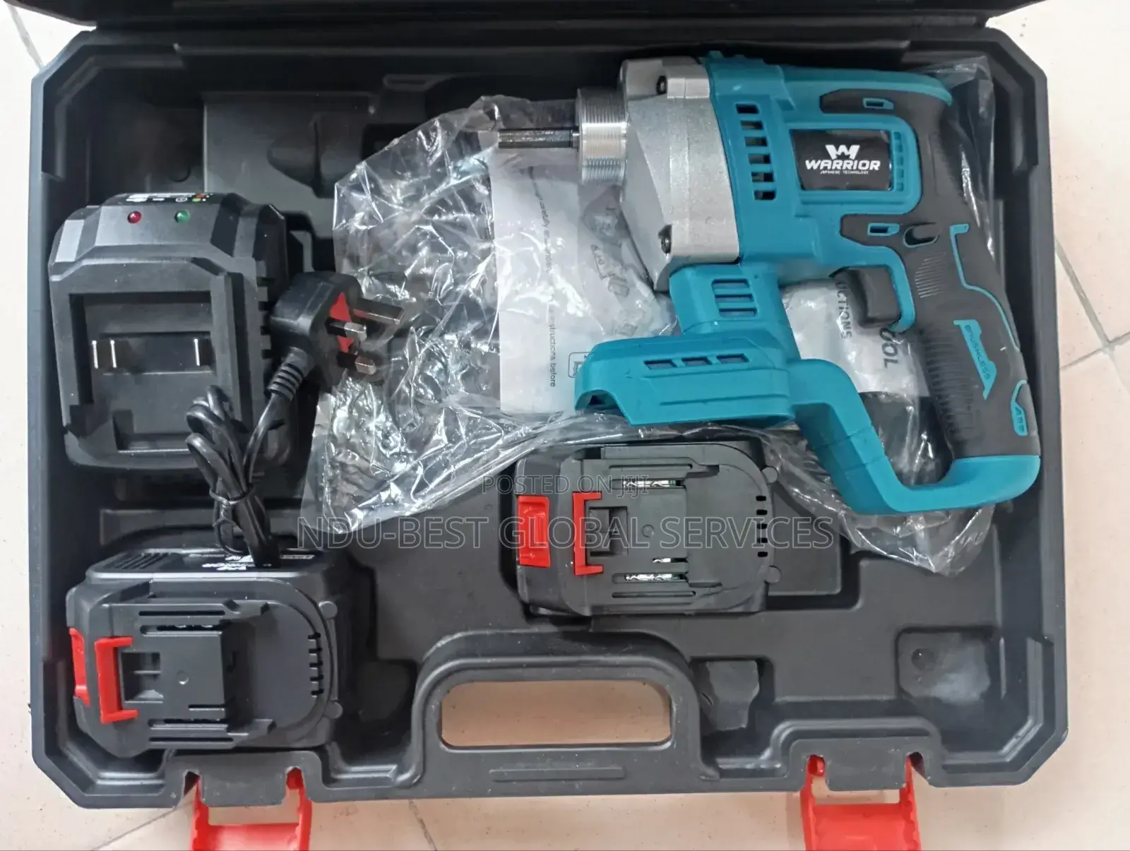 Cordless Concrete Vibrator / Poker With the Warrior Mixer Motor