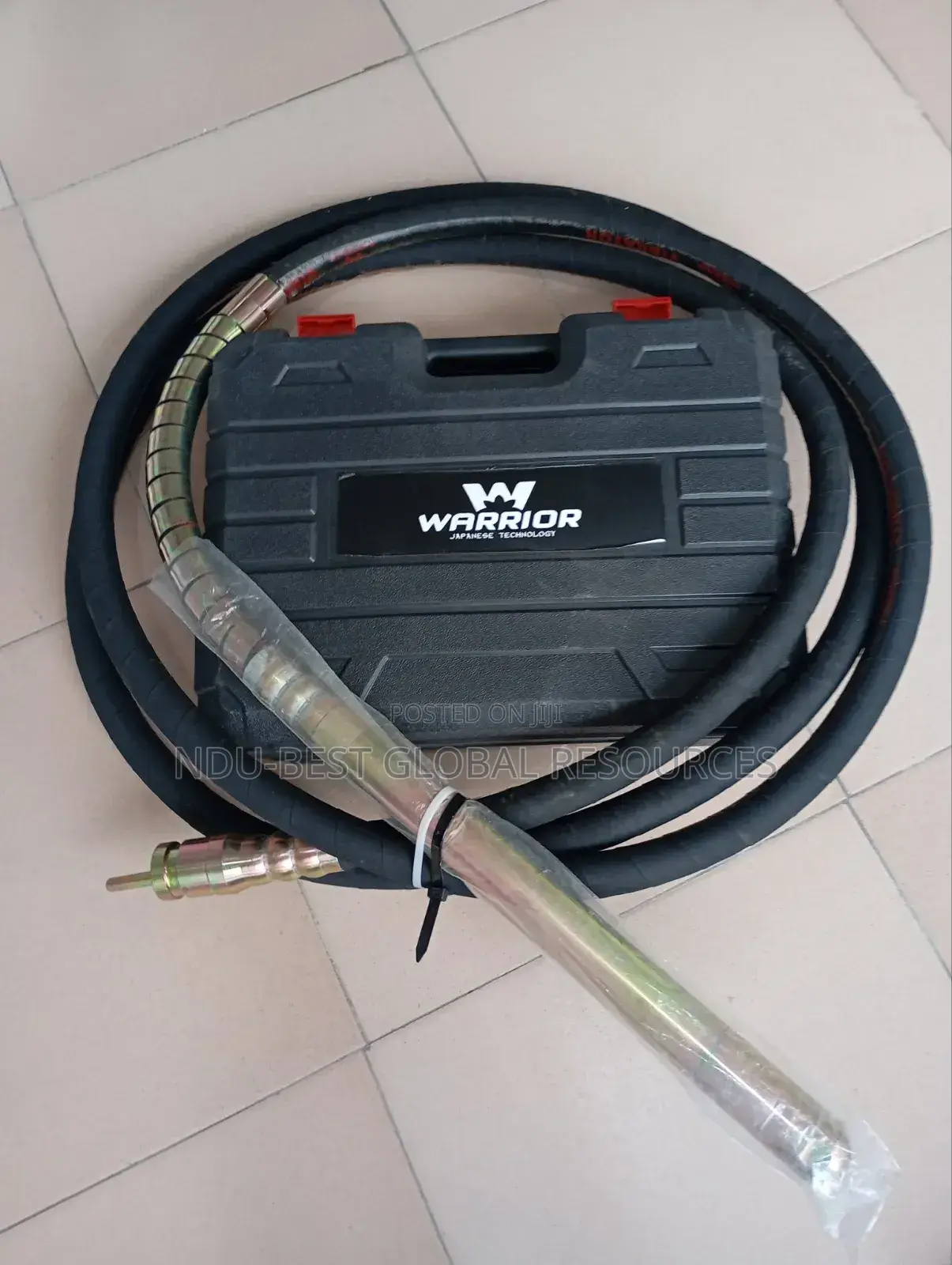 Cordless Concrete Vibrator / Poker With the Warrior Mixer Motor