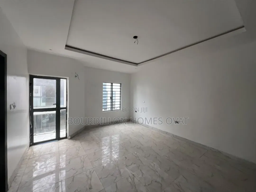 4bdrm Duplex in Lekki Palm City Ajah for rent