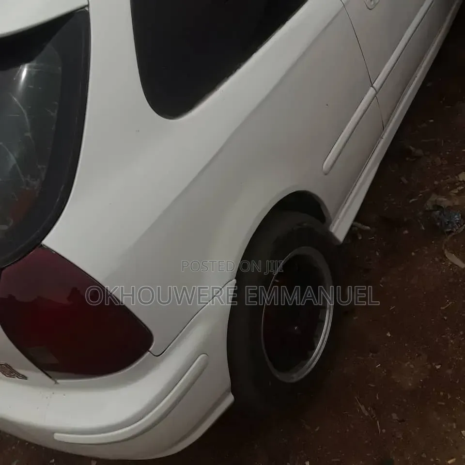 Honda Civic 2000 White