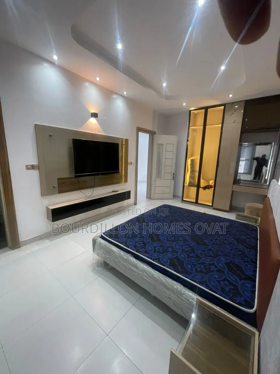 Furnished 2bdrm Apartment in Lekki Phase 1 Lagos for rent