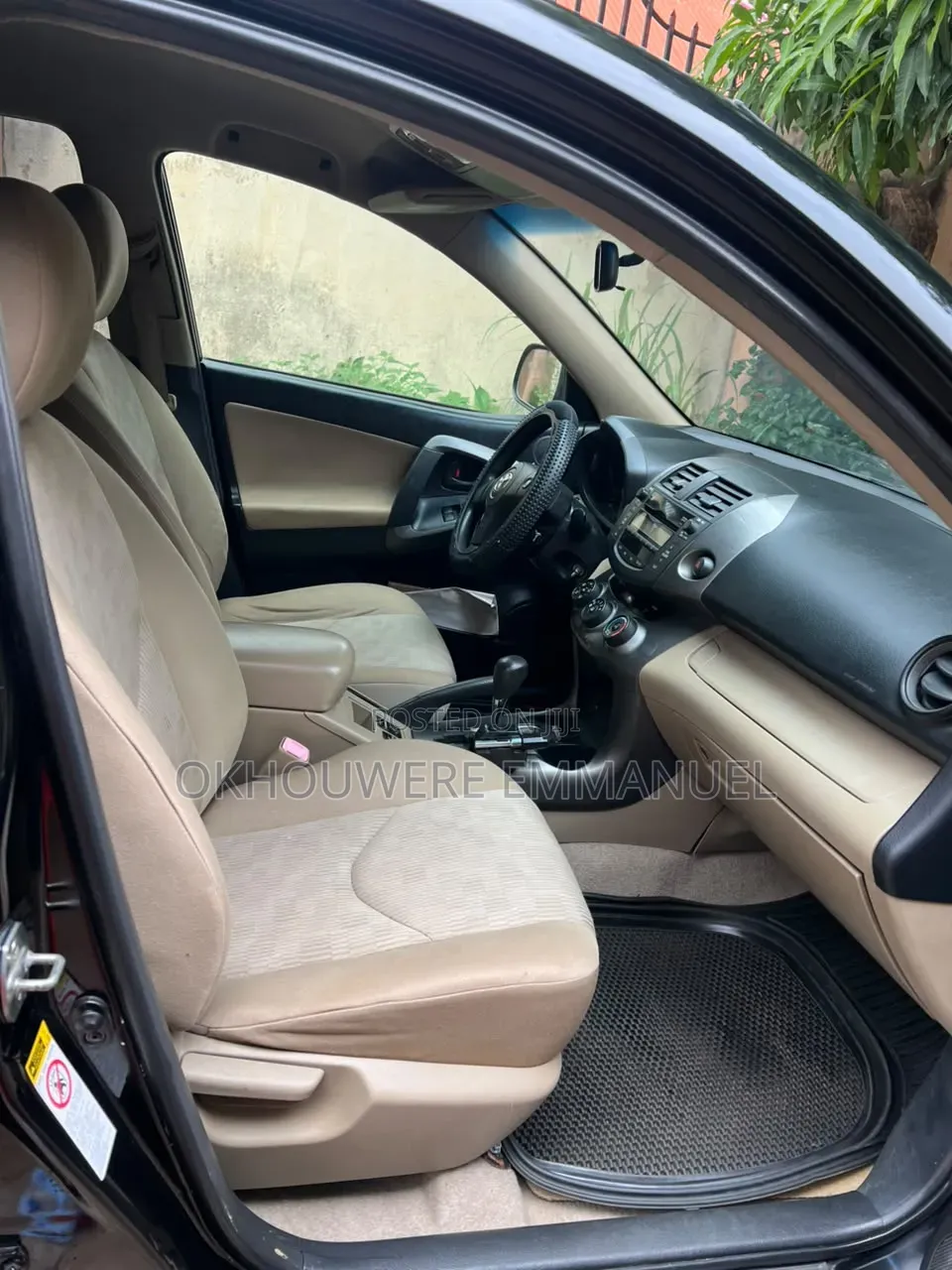 Toyota RAV4 2010 Black