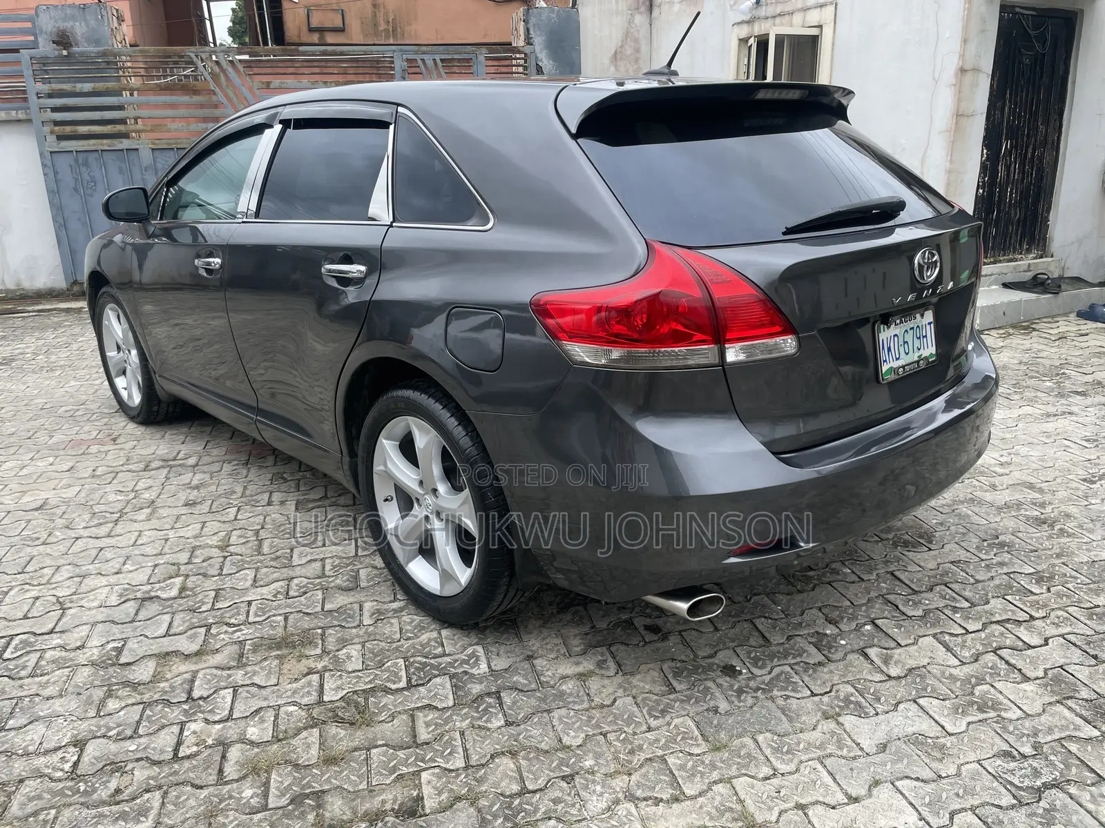 Toyota Venza V6 AWD 2012 Gray