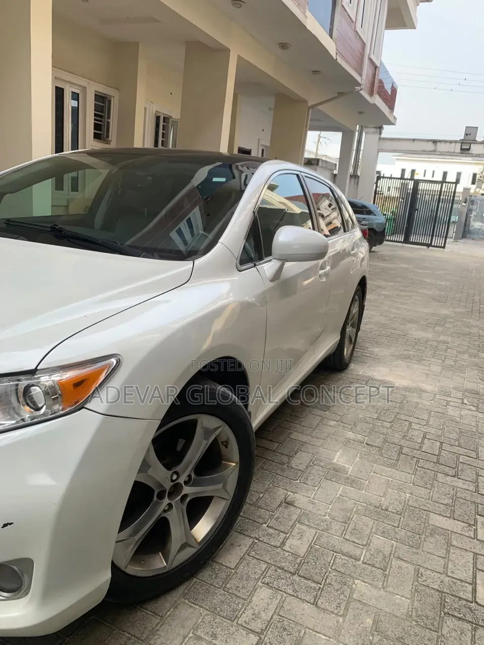 Toyota Venza 2010 White