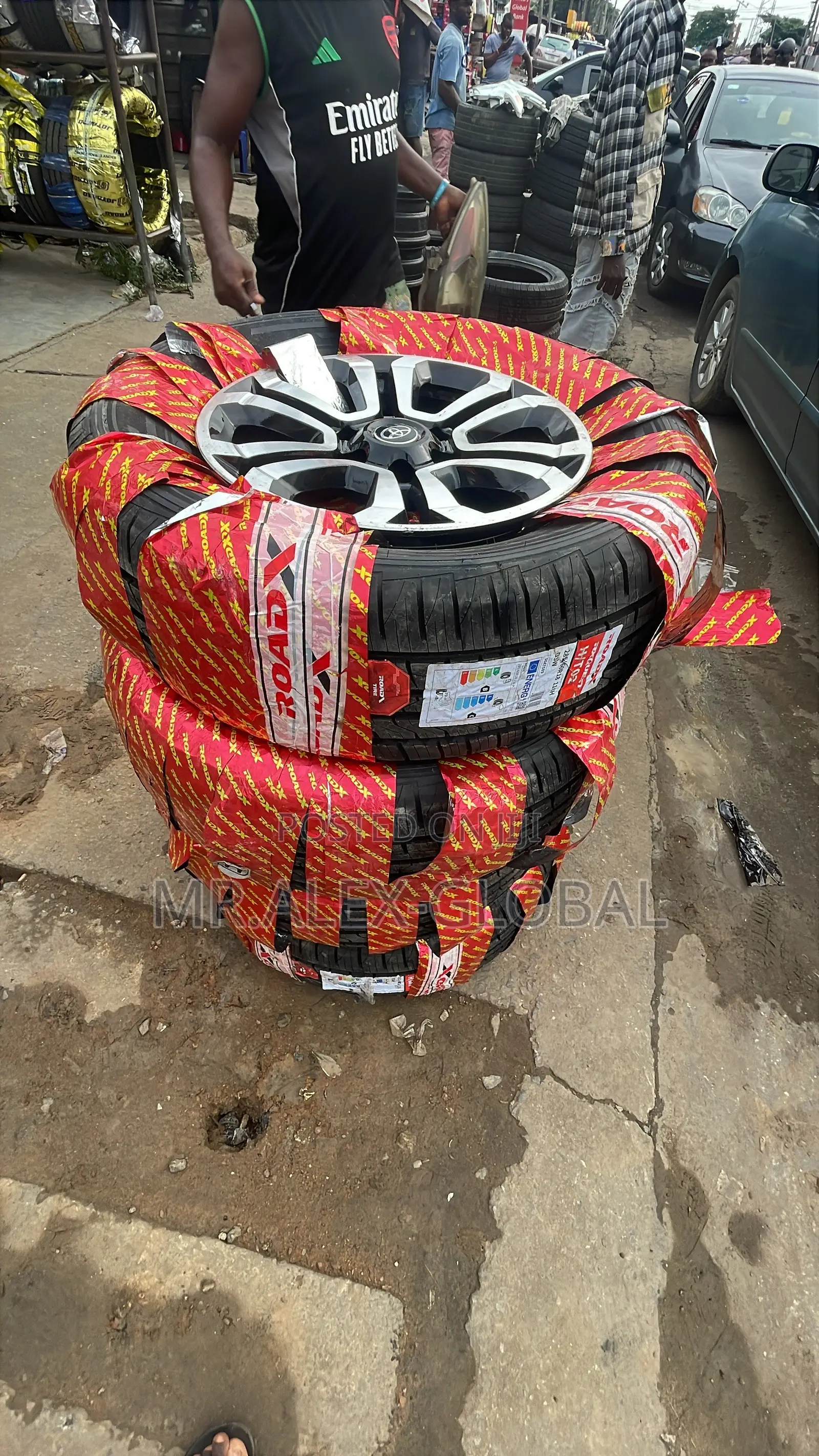 18 INCHES Toyota Hilux 2024 Hilux Rim With Tire