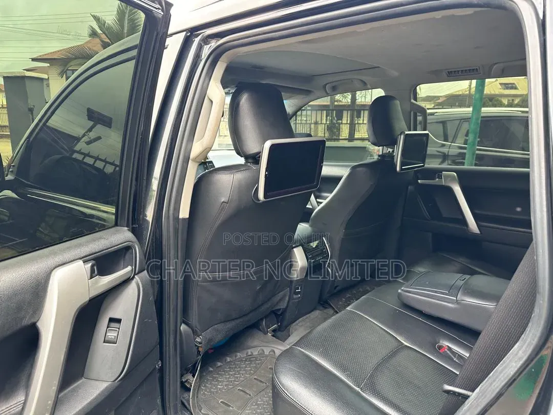 Toyota Landcruiser Prado