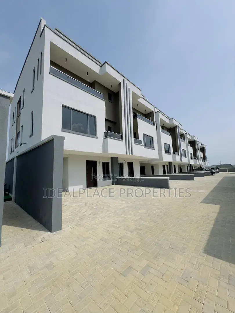 4bdrm Duplex in Ogudu GRA for sale